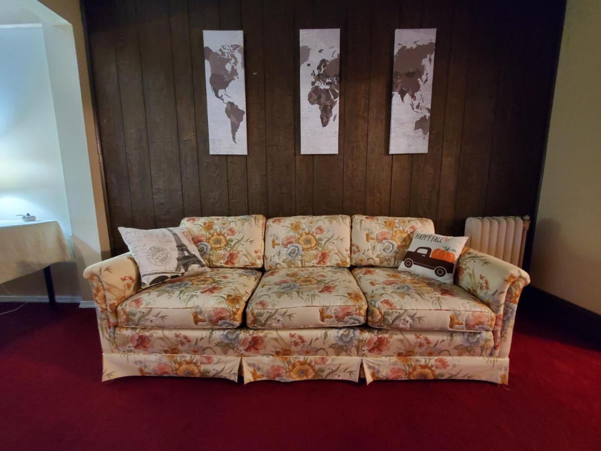 6 Minutes From The Falls! Spacious 2Nd Floor Apartment Sleeps 5 Niagara Falls Exterior foto